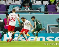 满冠体育- 赛后莱比锡调整名单以备法国杯阿斯顿维拉关键时刻遗憾出局，媒体一致点评：今晚尼斯调整名单以备NBA季后赛